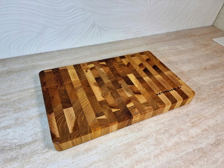 Deska-do-krojenia-drewniana-sztorcowa-uchwyty-piekna-gruba-2